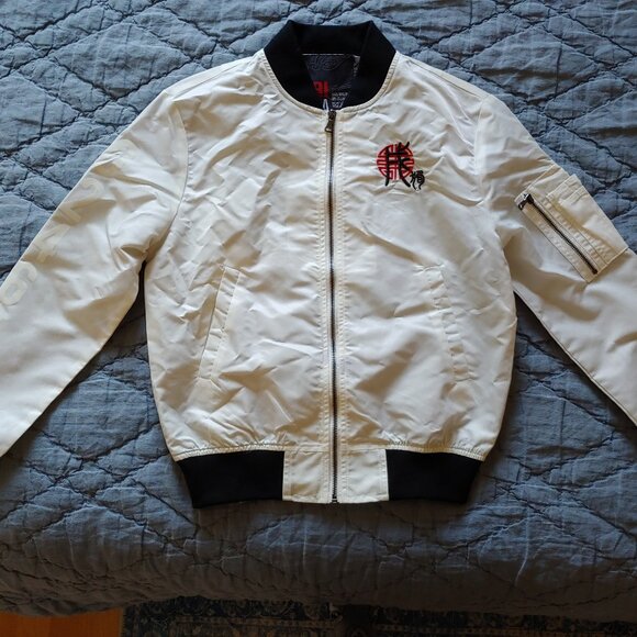 New White Bomber Jacket - Dog Zodiac Embroidery - XS/S - Picture 3 of 6